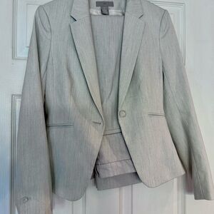 H&M Light Gray/White Suit